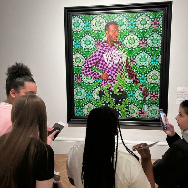 four young girls viewing art the National Portrait Gallery on a Girls' Hub trip