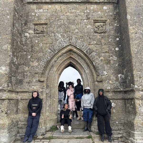 Glastonbury Farm – Songwriting Camp